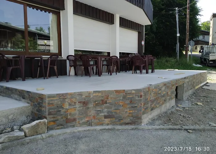 Chalet Hotel Les Marmottes 2 Etoiles Nn